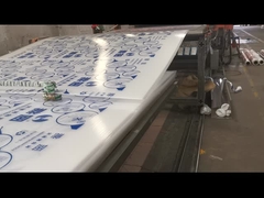 Duurzaam en lichtgewicht polycarbonaatplaat voor eenvoudig hanteren en installeren