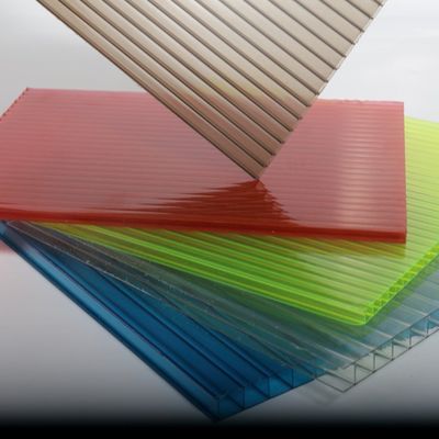 Aanpasbare lengte Kleurrijk hol veellagig plastic pc-bord