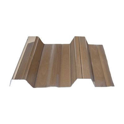 Duurzaam plastic polycarbonaat gegolfde plaat UV-bescherming Gemakkelijk te snijden Dichtheid 1,2 kg/m2