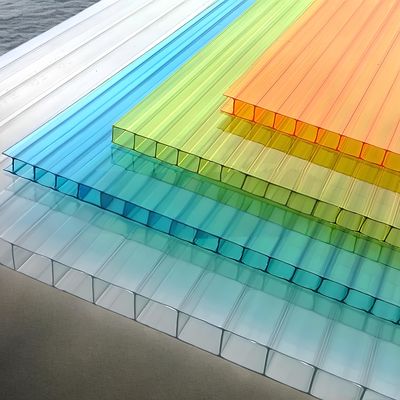 4 mm tot 20 mm gekleurde multi-wand polycarbonaat dakpannen lichtgewicht duurzaam dakmateriaal