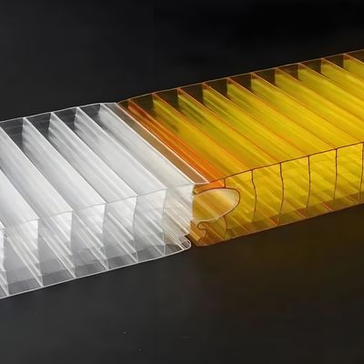 40 mm geel polycarbonaatplaat met plugpatroon textuur voor structurele stijfheid en verbeterde lichtdiffusie