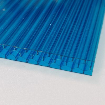 Goede prijs. 2.1m*5.8m dikte 10mm Blauw polycarbonaat honingraat plaat Versatile hoogwaardig materiaal voor structurele en decoratieve doeleinden online