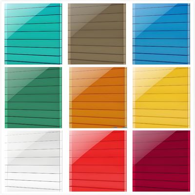 Aanpasbaar Plastic Helder Bronzen Groen Kleur Polycarbonaat Plaat 2.1m*6m met uitstekende transparantie en UV-weerstand