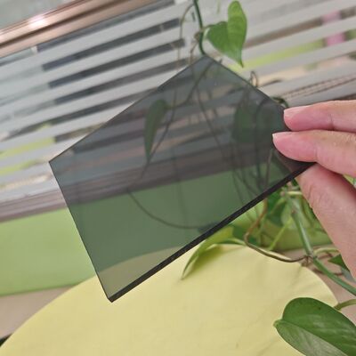 Goede prijs. Fabriekslevering 5mm Grijs Polycarbonaat Massieve Plaat Lichtgewicht Duurzaam Paneel met Harde Coating Oppervlak voor Kras-, Chemische- en UV-bestendigheid online