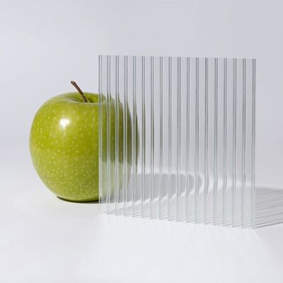 Achtergrond dakdak Polycarbonaat holle plaat Normale grootte 2,1 bij 5,8 meter UV-bestendige lichtgewicht dakoplossing